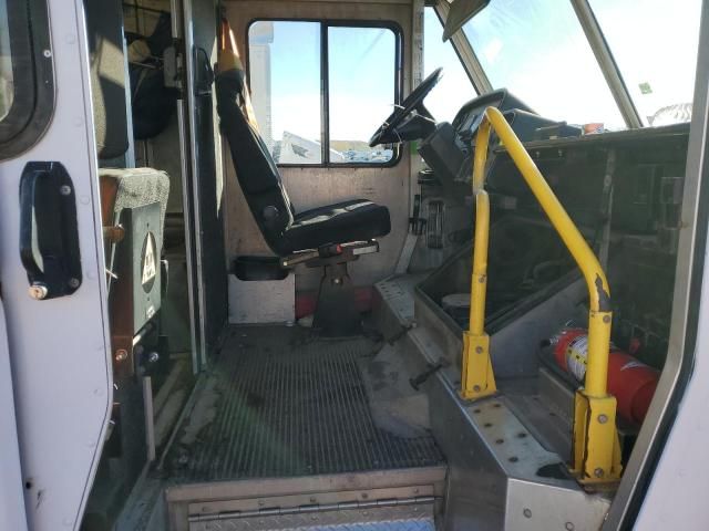 2007 Freightliner Chassis M Line WALK-IN Van