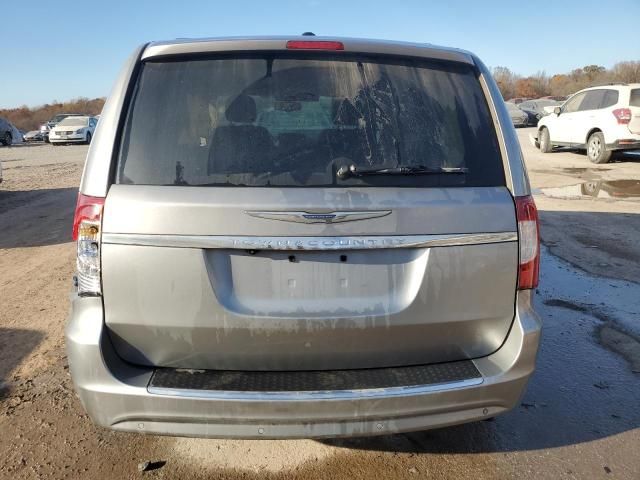 2014 Chrysler Town & Country Touring L