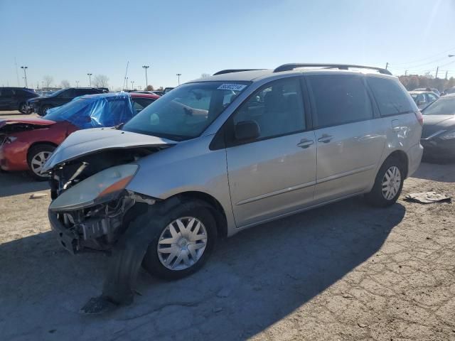 2010 Toyota Sienna CE