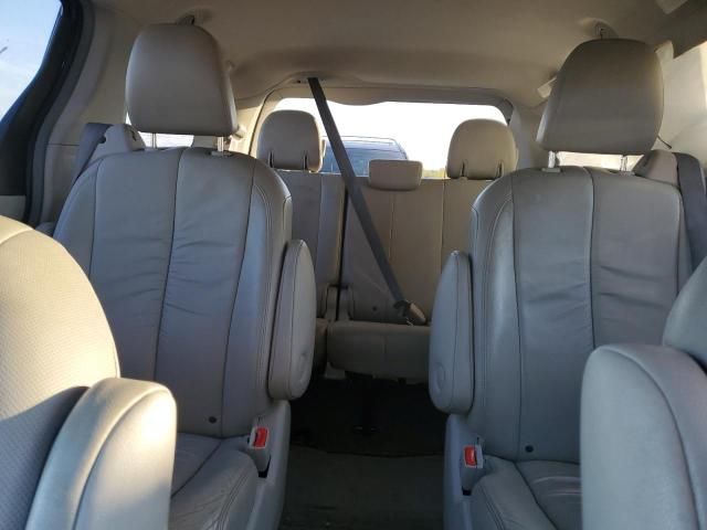 2011 Toyota Sienna XLE