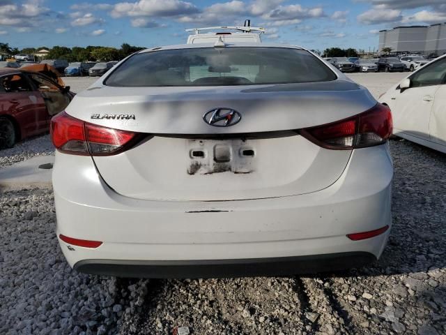 2016 Hyundai Elantra SE