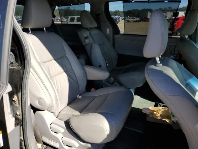 2015 Toyota Sienna XLE