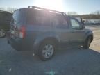 2005 Nissan Pathfinder LE