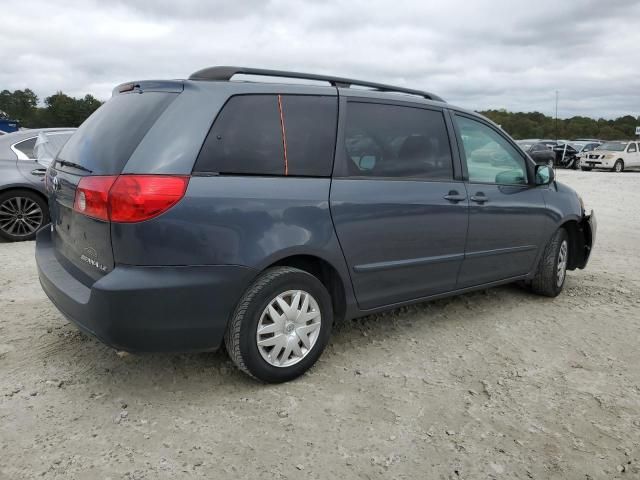 2007 Toyota Sienna CE