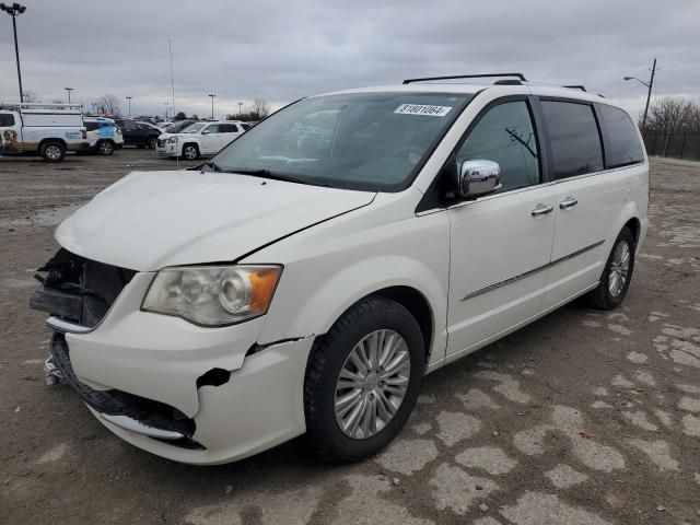 2013 Chrysler Town & Country Limited