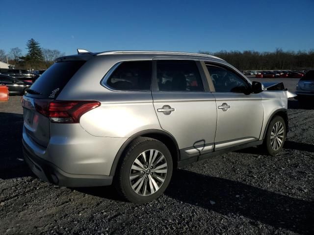 2020 Mitsubishi Outlander SE