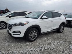 Salvage cars for sale from Copart Cahokia Heights, IL: 2017 Hyundai Tucson Limited