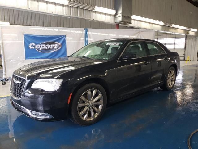 2021 Chrysler 300 Touring