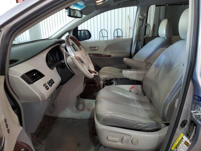 2011 Toyota Sienna XLE