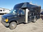 2004 Ford Econoline E350 Super Duty Cutaway Van