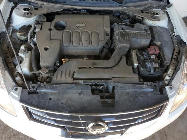 2010 Nissan Altima Base