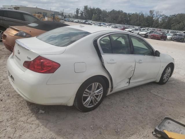 2015 Infiniti Q40