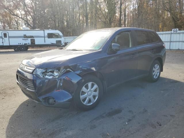 2014 Mitsubishi Outlander ES