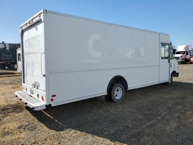 2010 Ford Econoline E450 Super Duty Commercial Stripped Chas