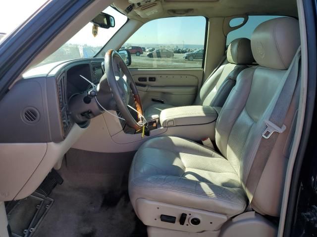 2004 Cadillac Escalade Luxury