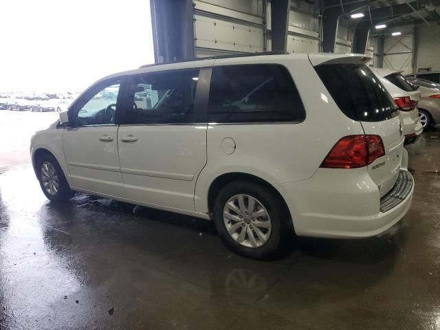 2013 Volkswagen Routan SE