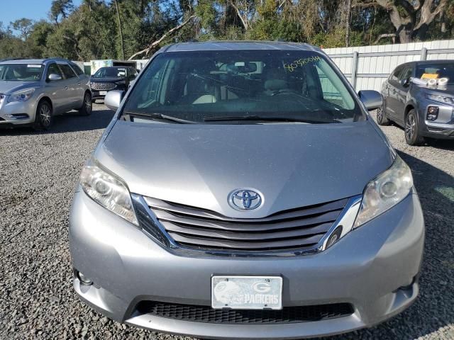 2015 Toyota Sienna XLE