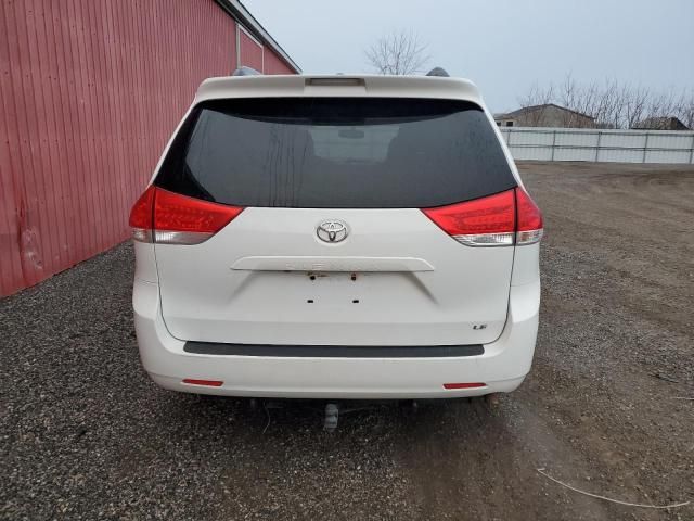 2012 Toyota Sienna LE