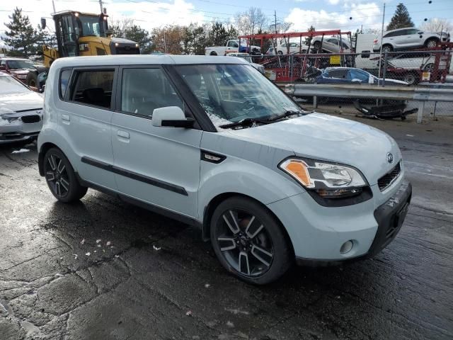 2010 KIA Soul +