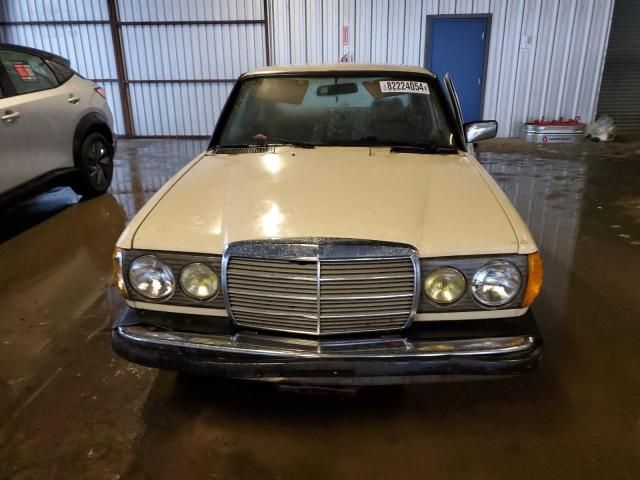 1983 Mercedes-Benz 300 DT