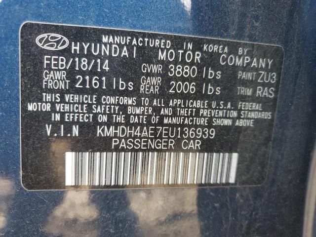 2014 Hyundai Elantra SE