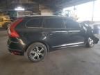 2015 Volvo XC60 T6 Platinum