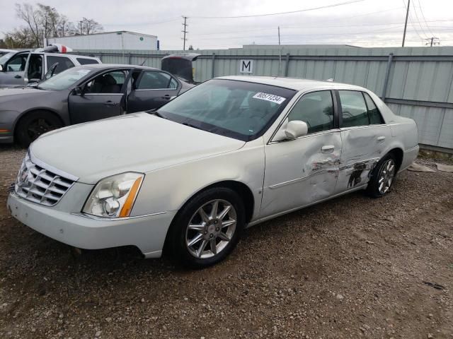 2010 Cadillac DTS Luxury Collection