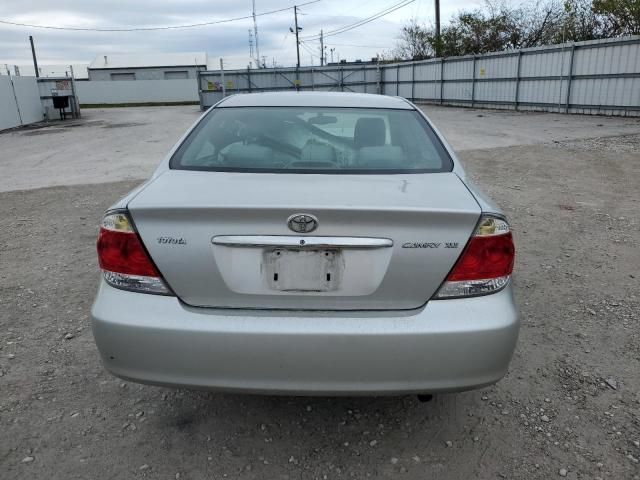 2005 Toyota Camry LE