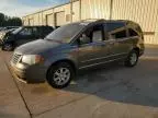 2010 Chrysler Town & Country Touring