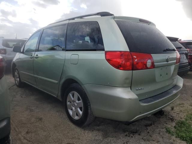 2006 Toyota Sienna XLE