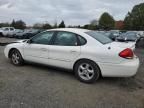 2004 Ford Taurus SE