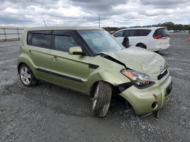 2011 KIA Soul +