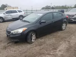 KIA Vehiculos salvage en venta: 2014 KIA Forte LX