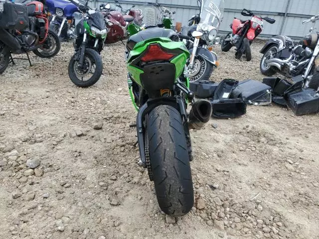 2016 Kawasaki ZX1000 R