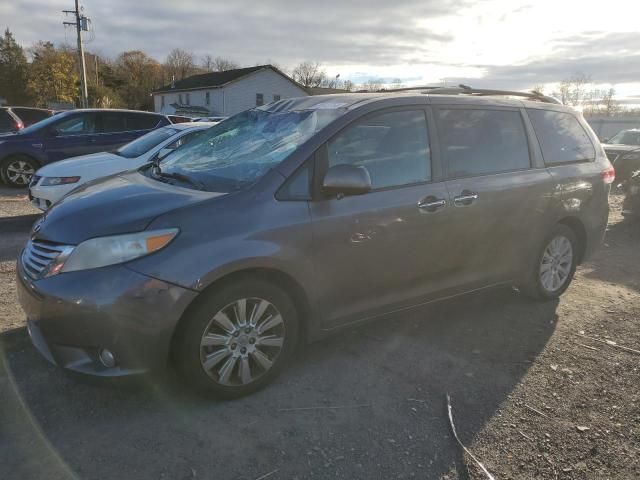 2011 Toyota Sienna XLE