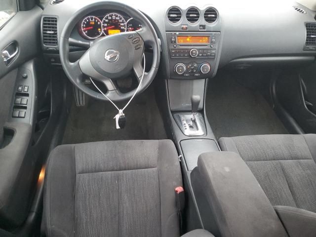 2010 Nissan Altima Base