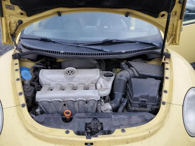 2009 Volkswagen New Beetle S