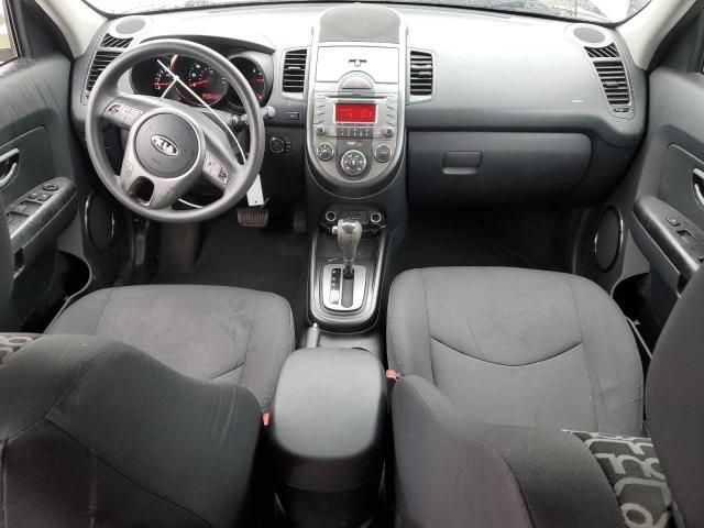 2010 KIA Soul +