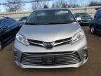 2020 Toyota Sienna XLE