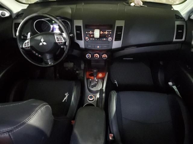 2010 Mitsubishi Outlander SE