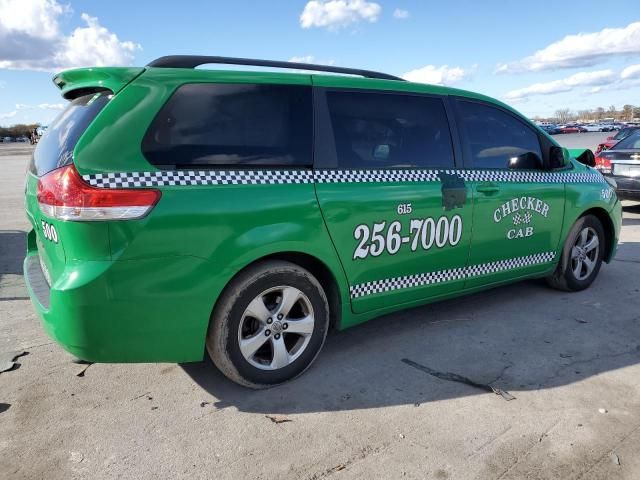 2012 Toyota Sienna LE