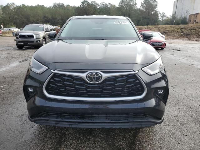 2021 Toyota Highlander L