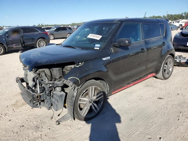 2015 KIA Soul +