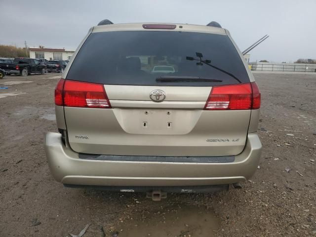 2004 Toyota Sienna CE