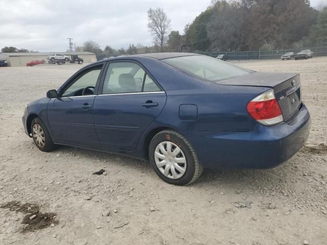 2005 Toyota Camry LE