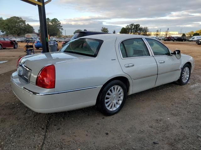 2004 Lincoln Town Car Ultimate