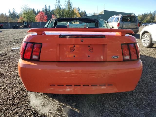 2004 Ford Mustang