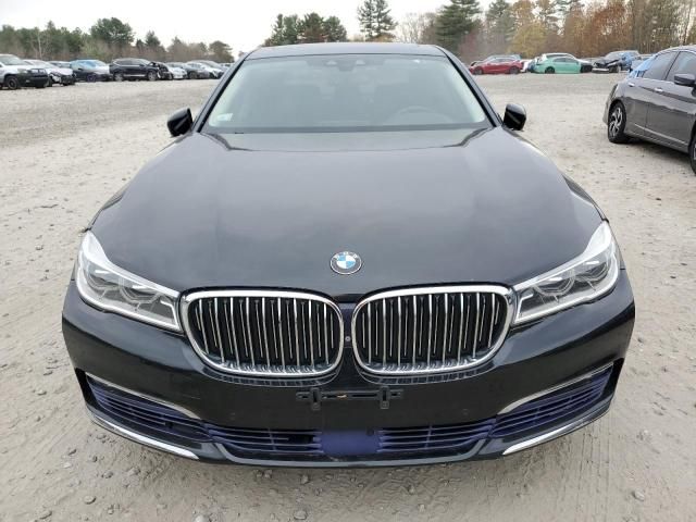 2016 BMW 750 XI