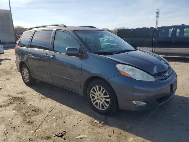 2008 Toyota Sienna XLE