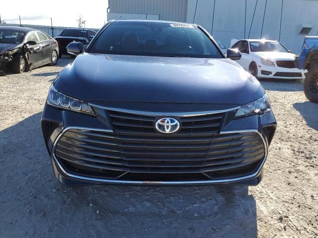 2020 Toyota Avalon XLE